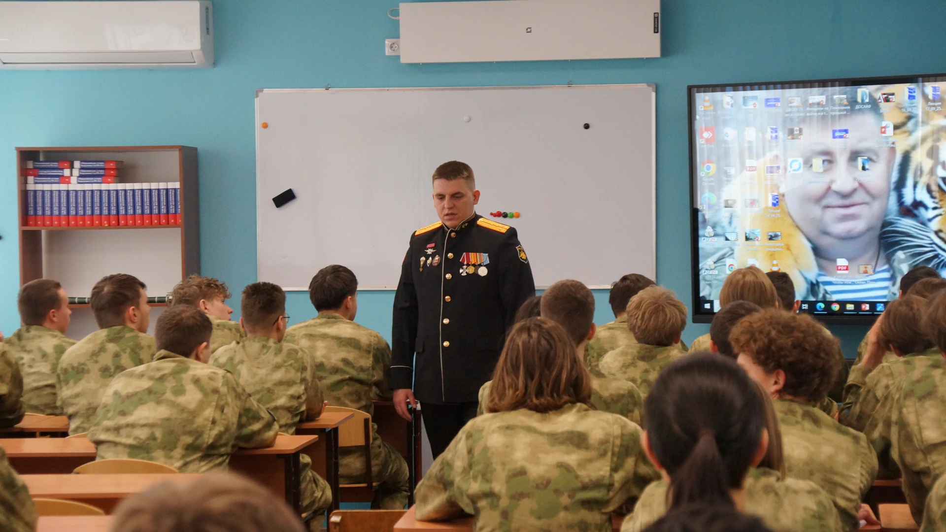 День Героев Отечества в Авангарде