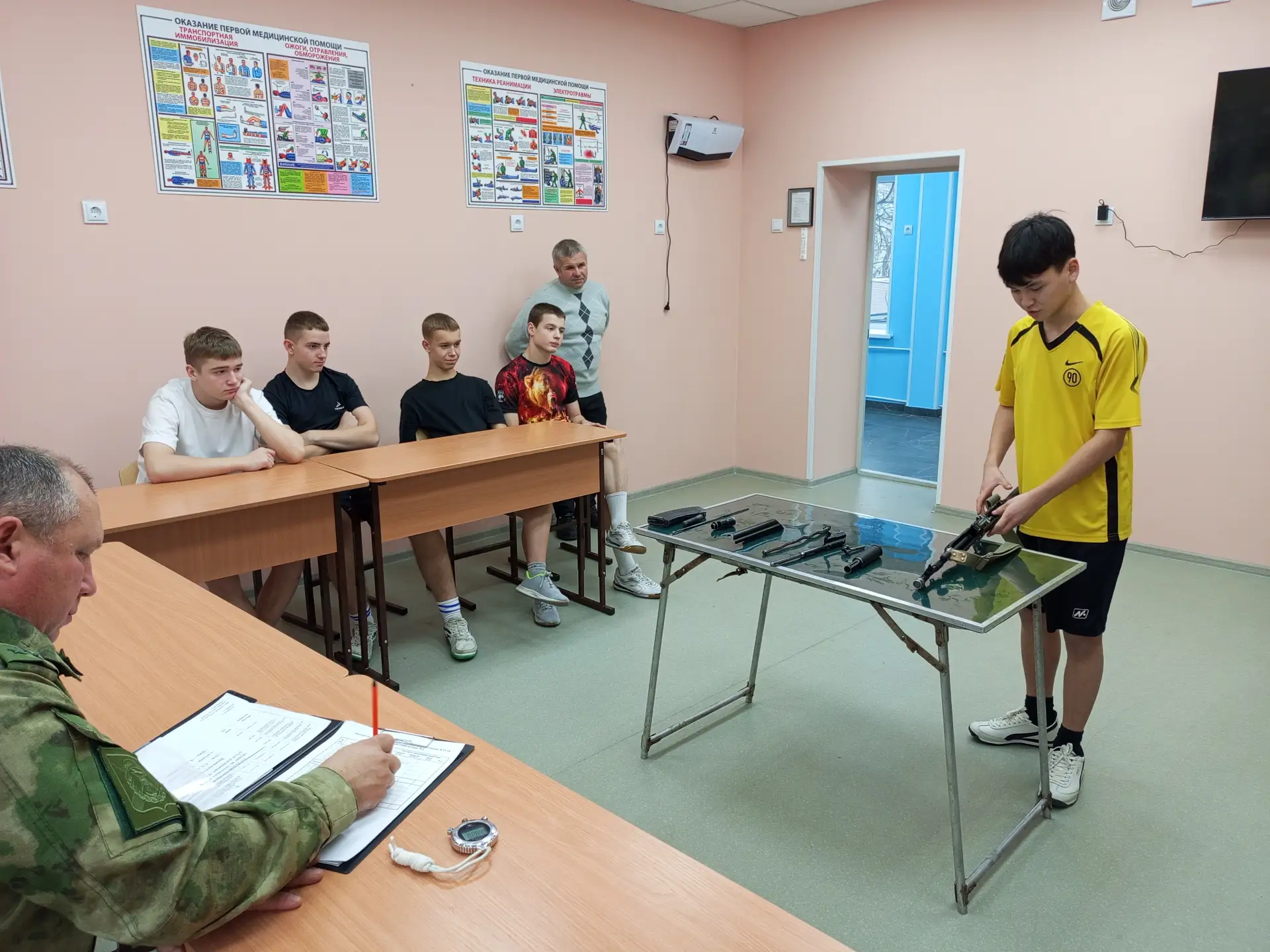 Соревнования ко Дню воинской славы прошли в Черниговском филиале Авангарда